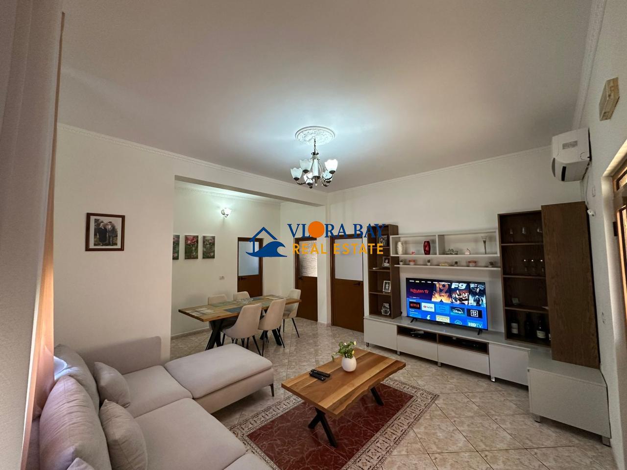 ee97dc07-ddde-4bec-b84c-fb231cb70a96